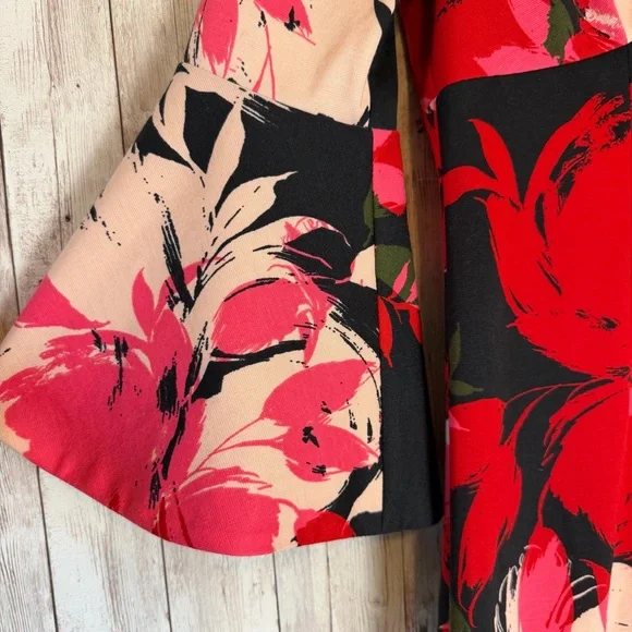 Trina Turk 'Sena' Black Pink Floral Bell Sleeve V-Neck Ponte Dress 8 - Picture 3 of 10